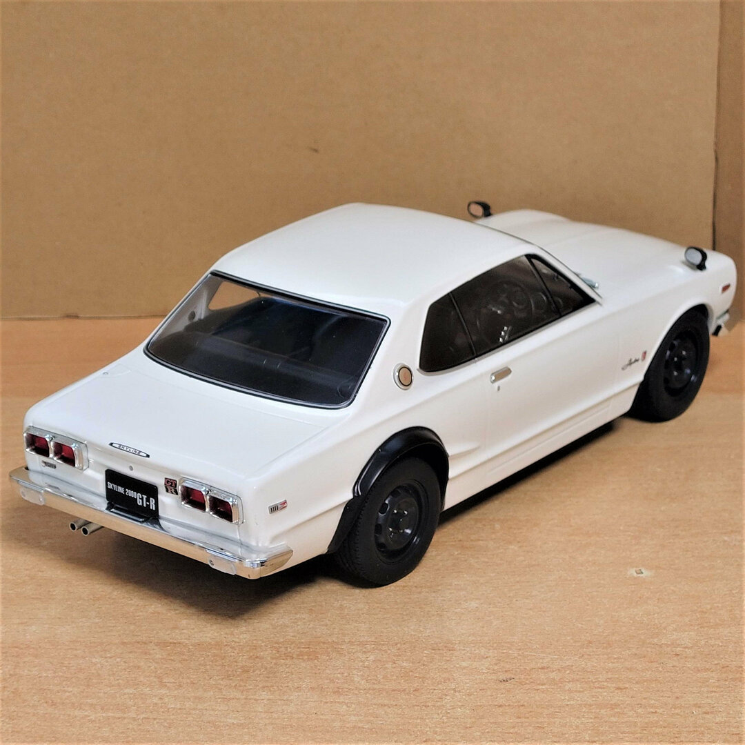 1/18 日産GT-R ハコスカ ホワイト スカイライン2000GT-R