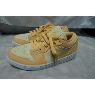 ジョーダン(Jordan Brand（NIKE）)のNike Air  Jordan 1 Low SE セレスティアルゴールド(スニーカー)