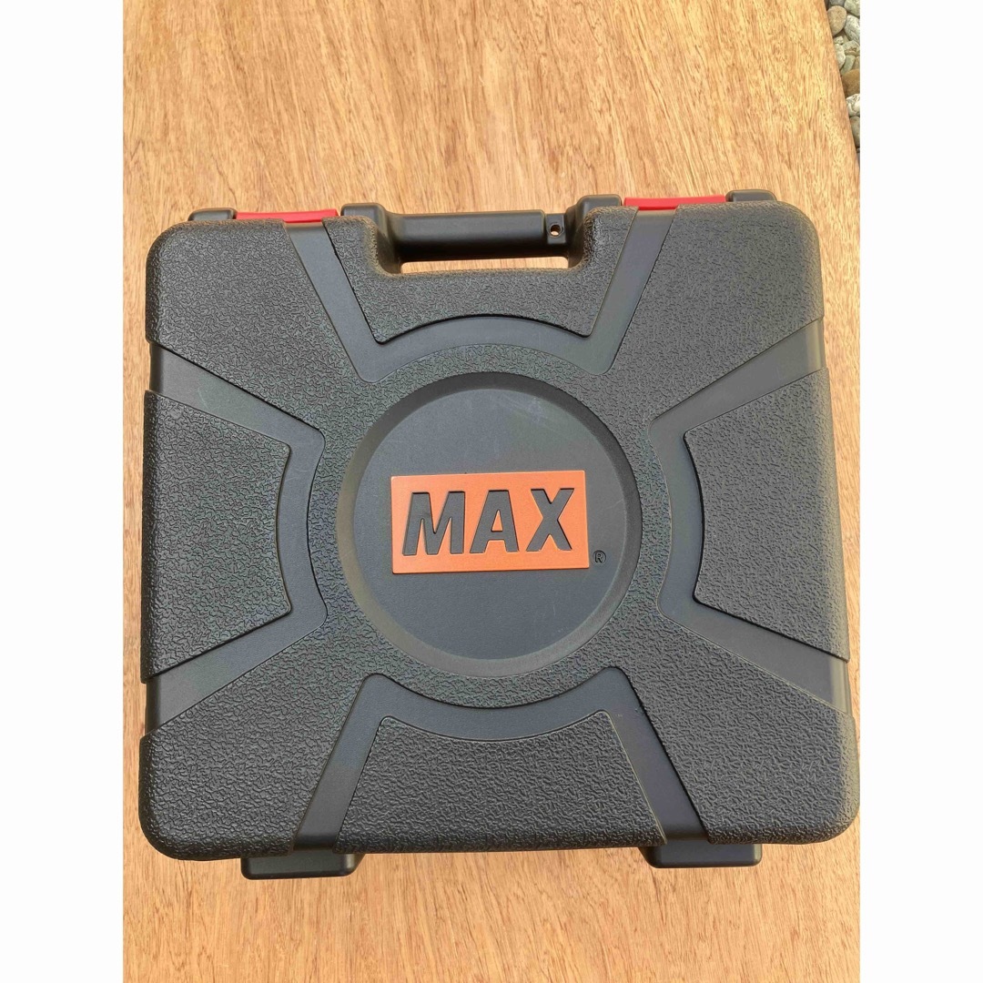 充電式フィニッシュネイラ　　　　　　MAX TJ-35FN1-BC/50A 自動車/バイクのバイク(工具)の商品写真