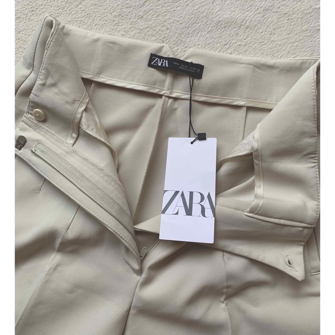 大人気商品・新品未使用タグ付き　ZARA ハイウエストパンツ