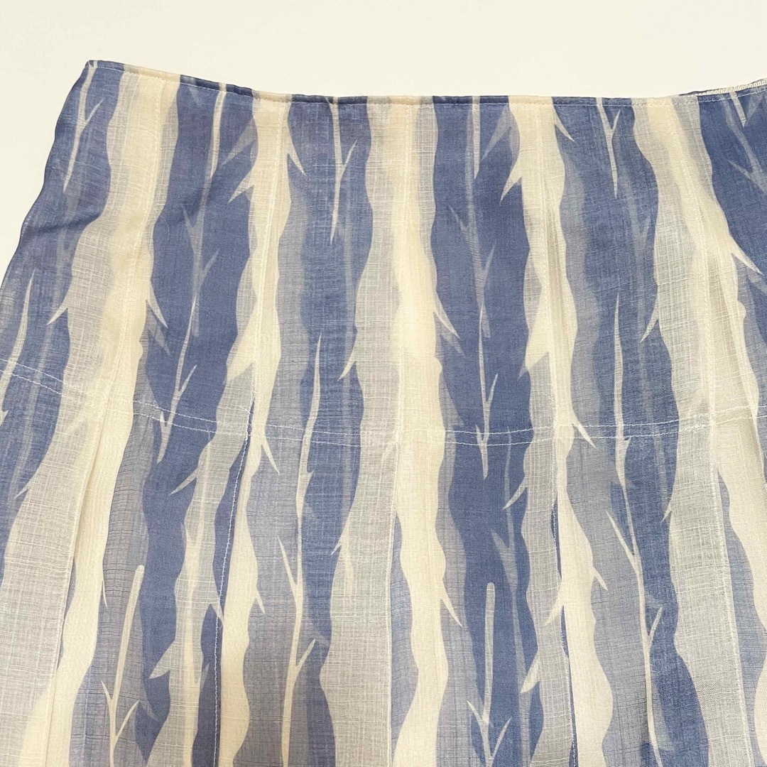 未着用 ebure シルク プリーツ スカート ブルー 105,600円-