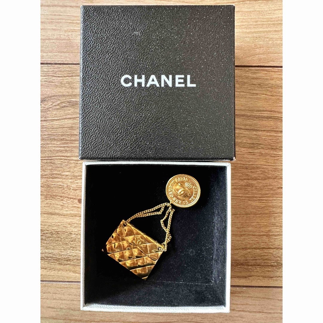 CHANEL ブローチアクセサリー