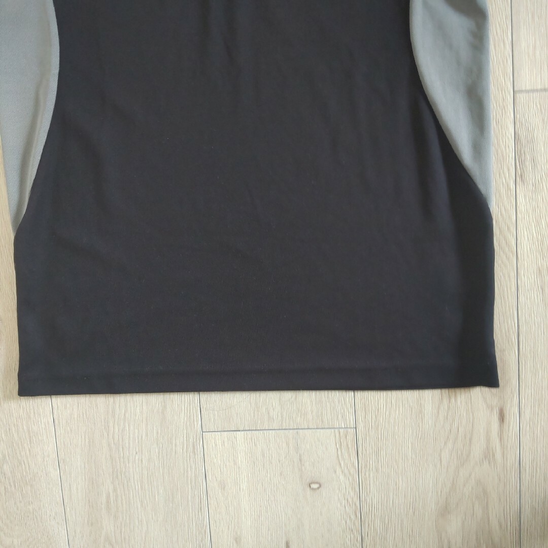 GU(ジーユー)のGU ジーユー スポーツ　ジップアップ レディース　Tシャツ S レディースのトップス(Tシャツ(半袖/袖なし))の商品写真