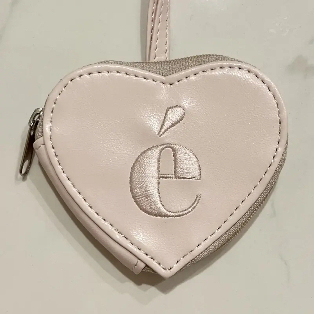 epine é Heart pouch strap