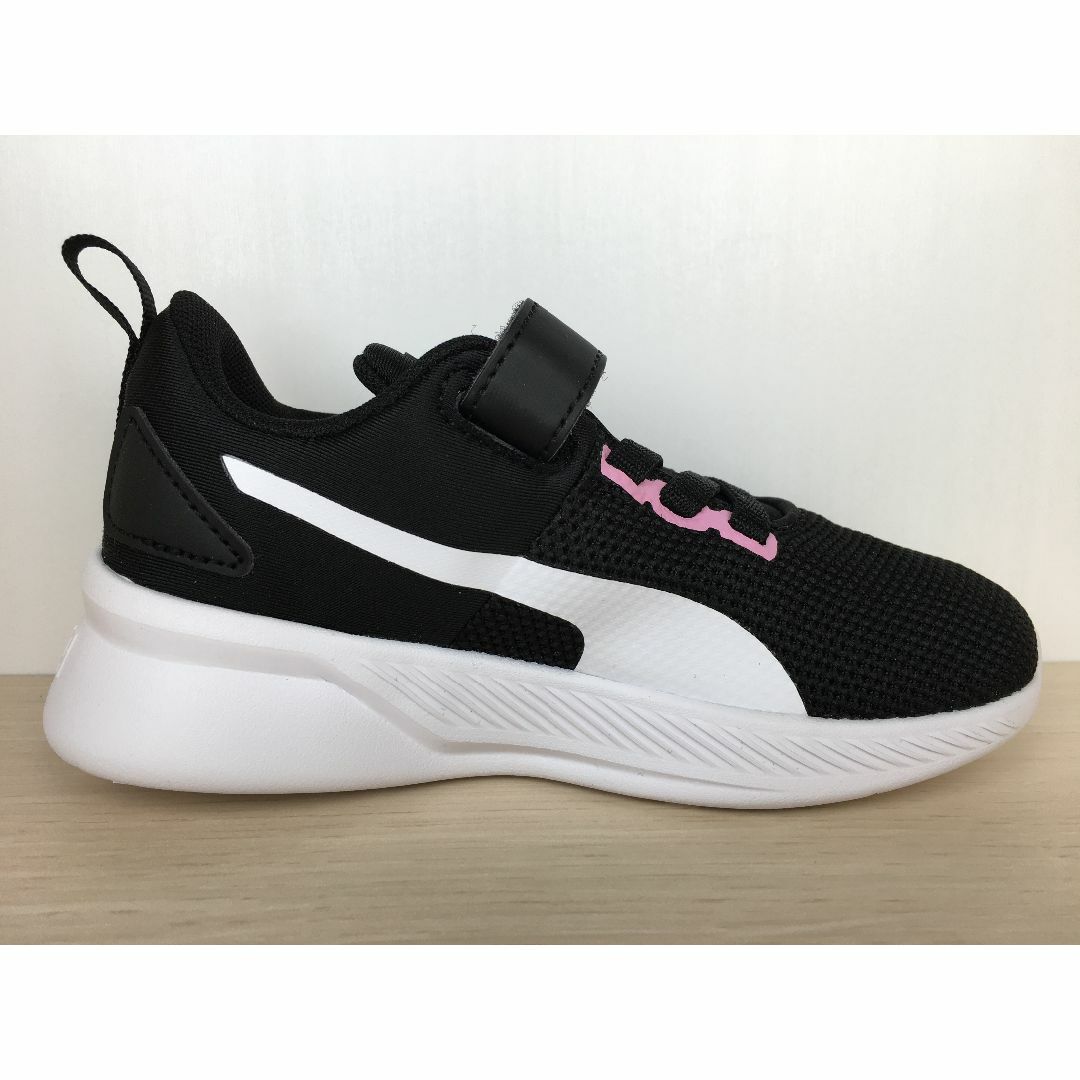 PUMA(プーマ)のプーマ フライヤーランナー V PS 靴 20,0cm 新品 (1704) キッズ/ベビー/マタニティのキッズ靴/シューズ(15cm~)(スニーカー)の商品写真