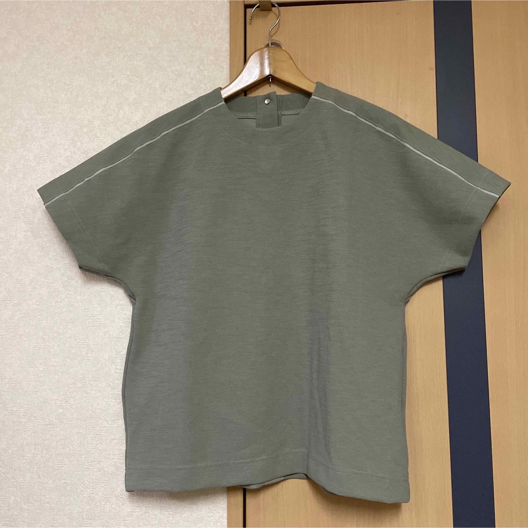 お値下げ　Lohen ローヘン　フォルムTシャツ　グリーン