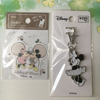 ディズニー(Disney)のミニーちゃん　ステッカー　キーホルダー(キーホルダー)