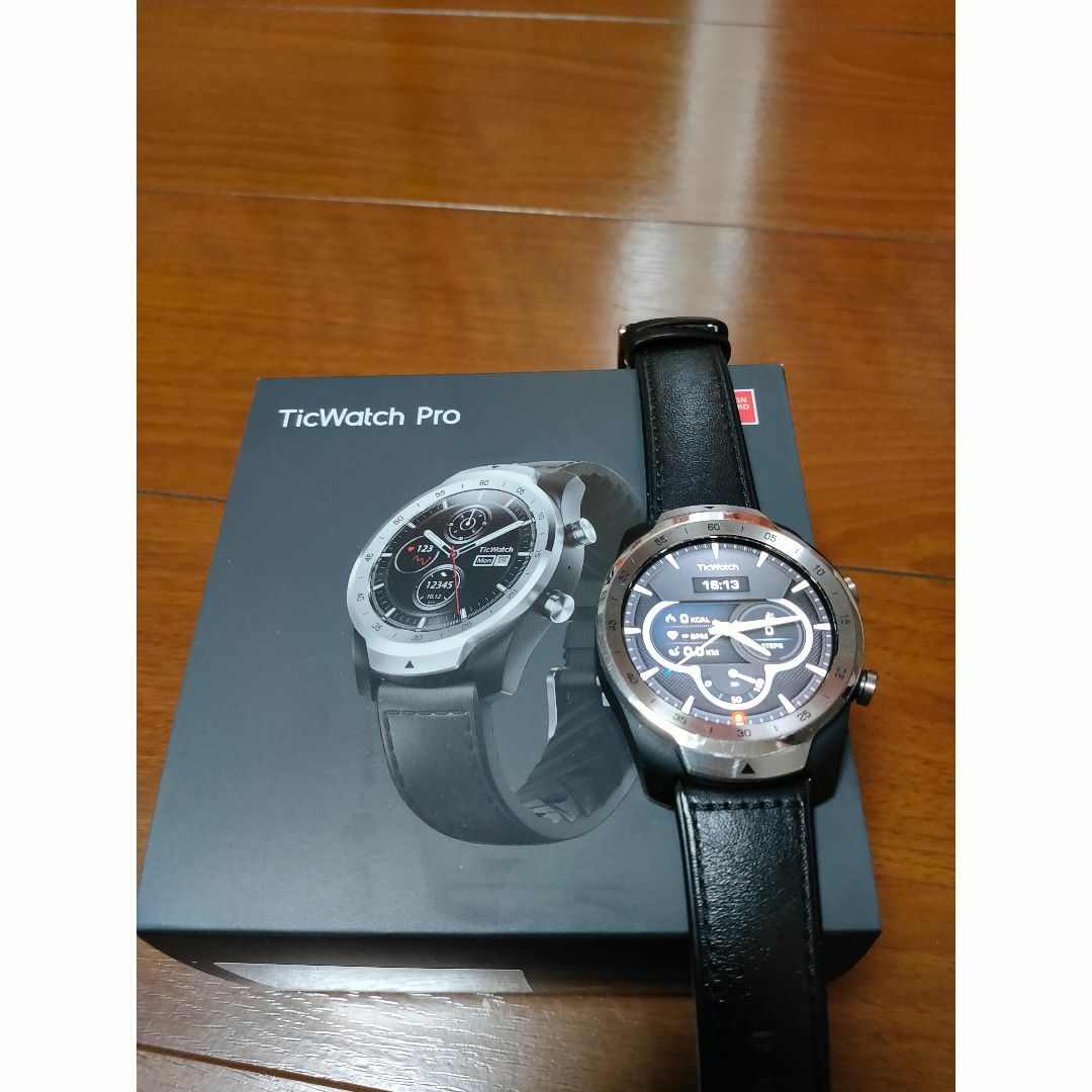 Mobvoi TicWatch Pro 中古（付属品同封） メンズの時計(腕時計(デジタル))の商品写真