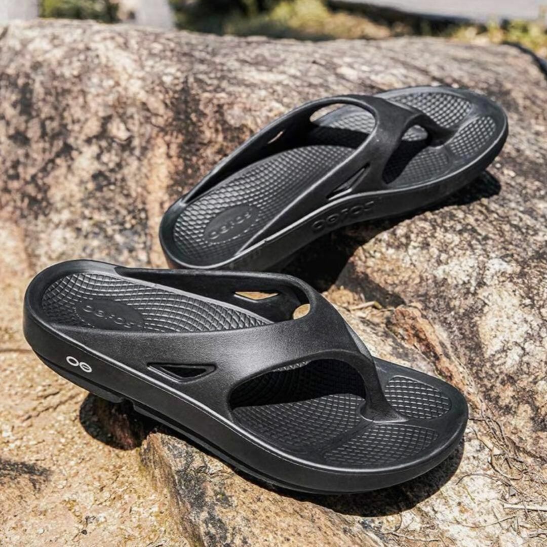 新品未使用】OOFOS ウーフォス サンダル 27.0㎝ 黒 ビーチサンダル- 新品未使用】OOFOS ウーフォス サンダル 27.0㎝ 黒 ビーチサンダル-