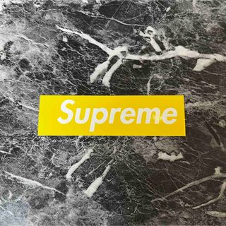 Supreme - supreme ミニボックスロゴ ステッカー イエロー 23FWの通販