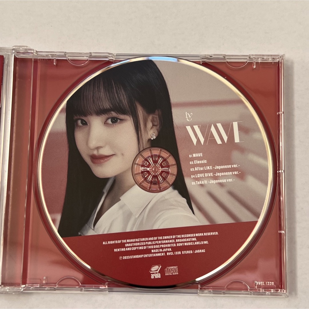 IVE(アイヴ)のIVE WAVE CD ユジン エンタメ/ホビーのCD(K-POP/アジア)の商品写真