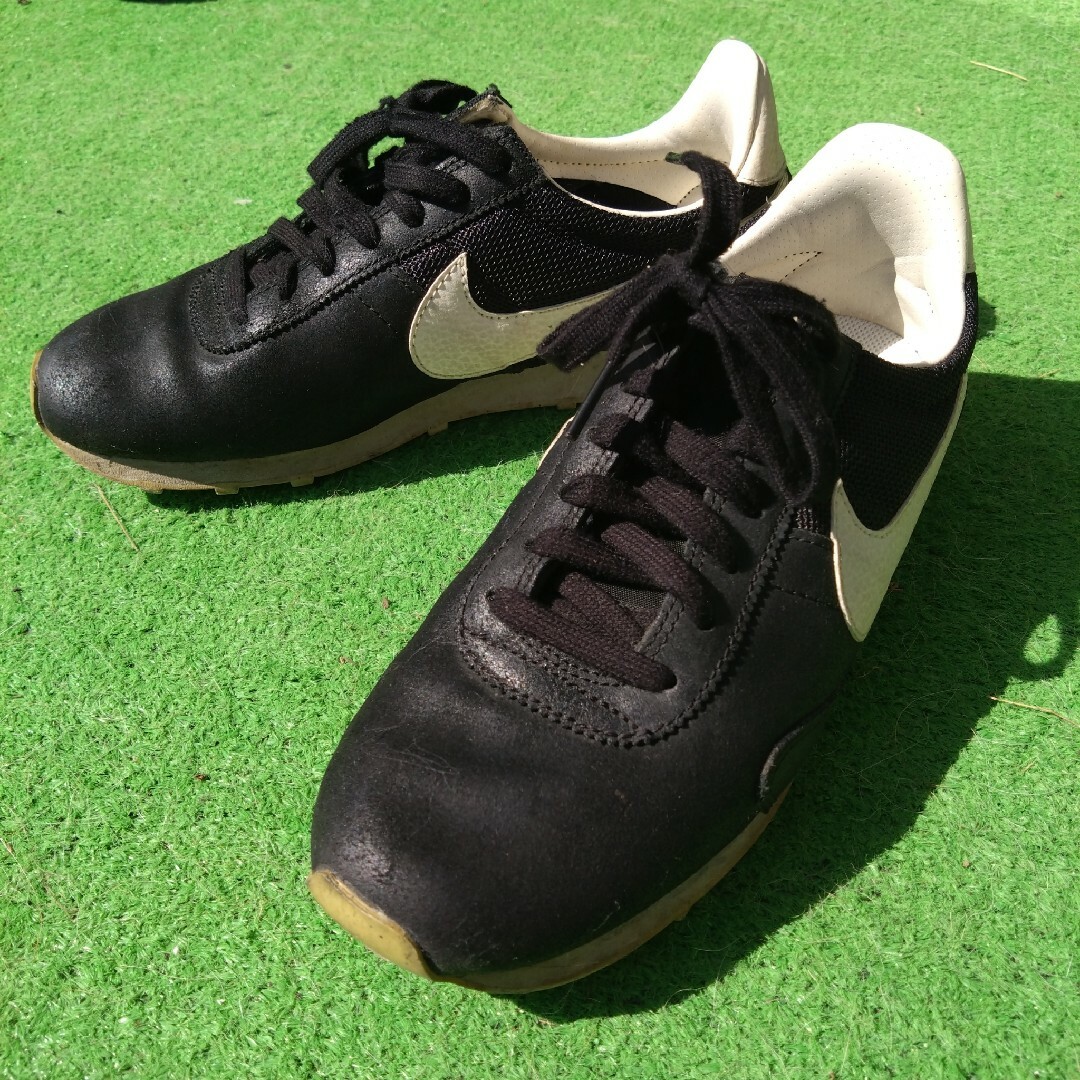 NIKE(ナイキ)のNike Cortez  Black Whiteナイキスニーカー レディースの靴/シューズ(スニーカー)の商品写真