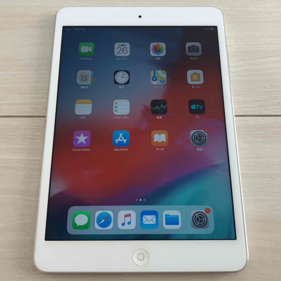 Apple(アップル)のApple iPad mini 2 WiFi 32GB シルバー スマホ/家電/カメラのPC/タブレット(タブレット)の商品写真