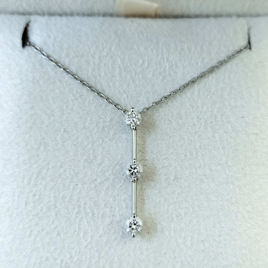 スタージュエリー 3連 ダイヤモンド ネックレス Pt950 0.25ct