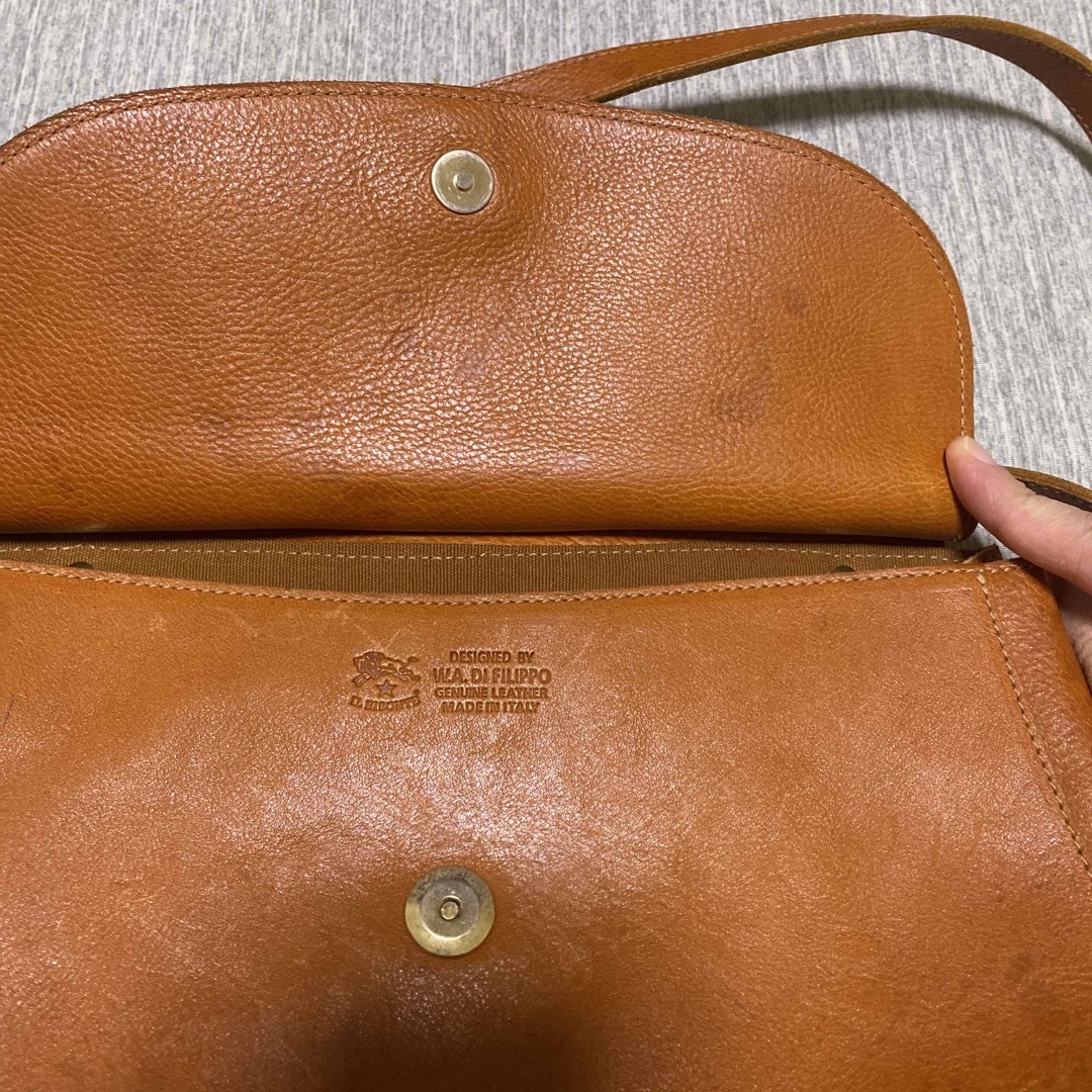 IL BISONTE(イルビゾンテ)のイルビゾンテ　ショルダーバッグ レディースのバッグ(ショルダーバッグ)の商品写真