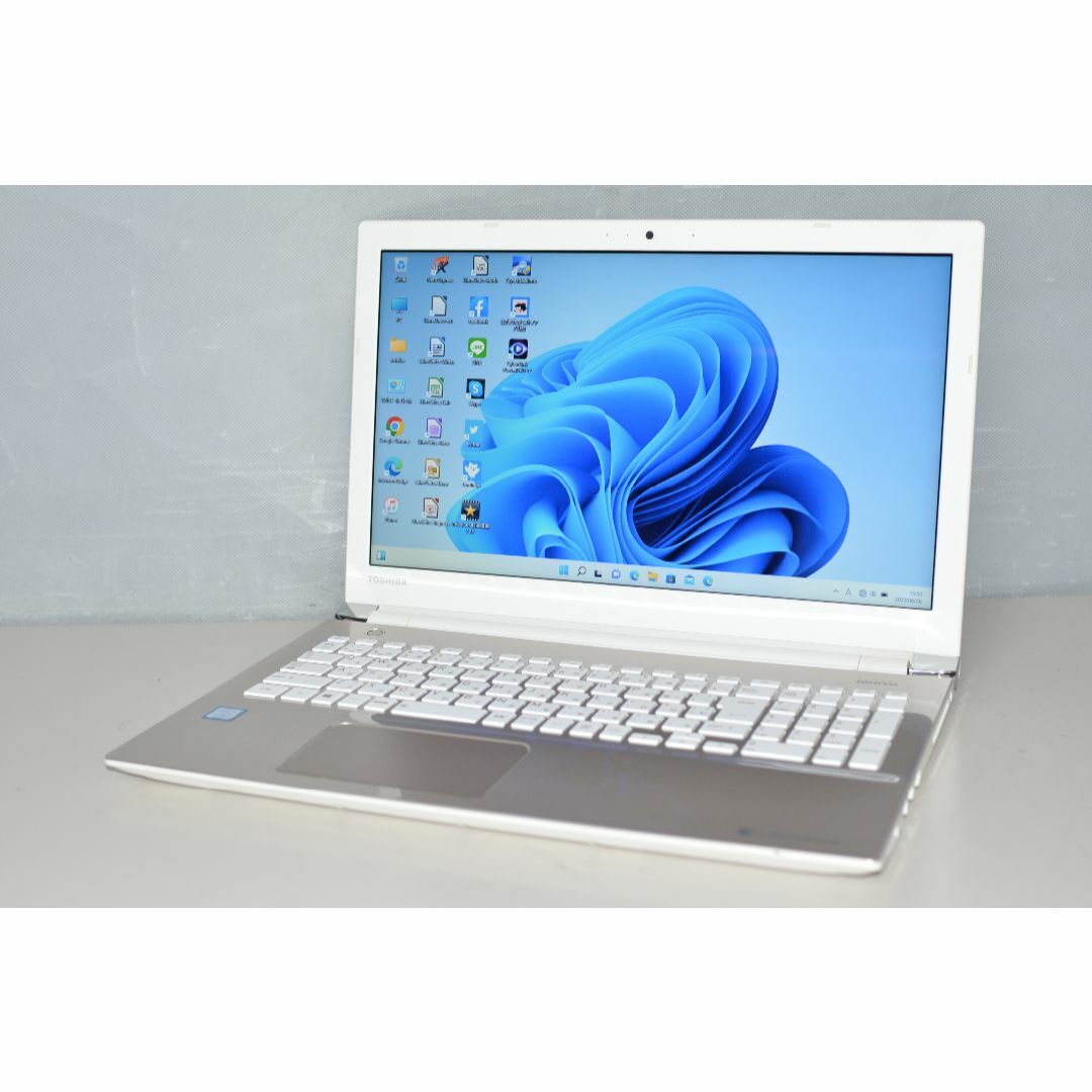 美品Dynabook T45/CWD i3-7100U SSD256 8G HD