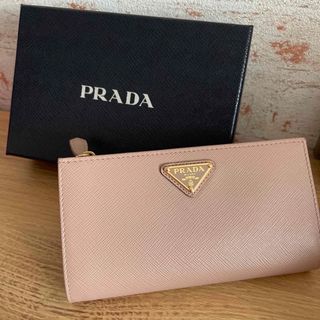 PRADAのフリマアイテム一覧 PRADAのフリマアイテム一覧