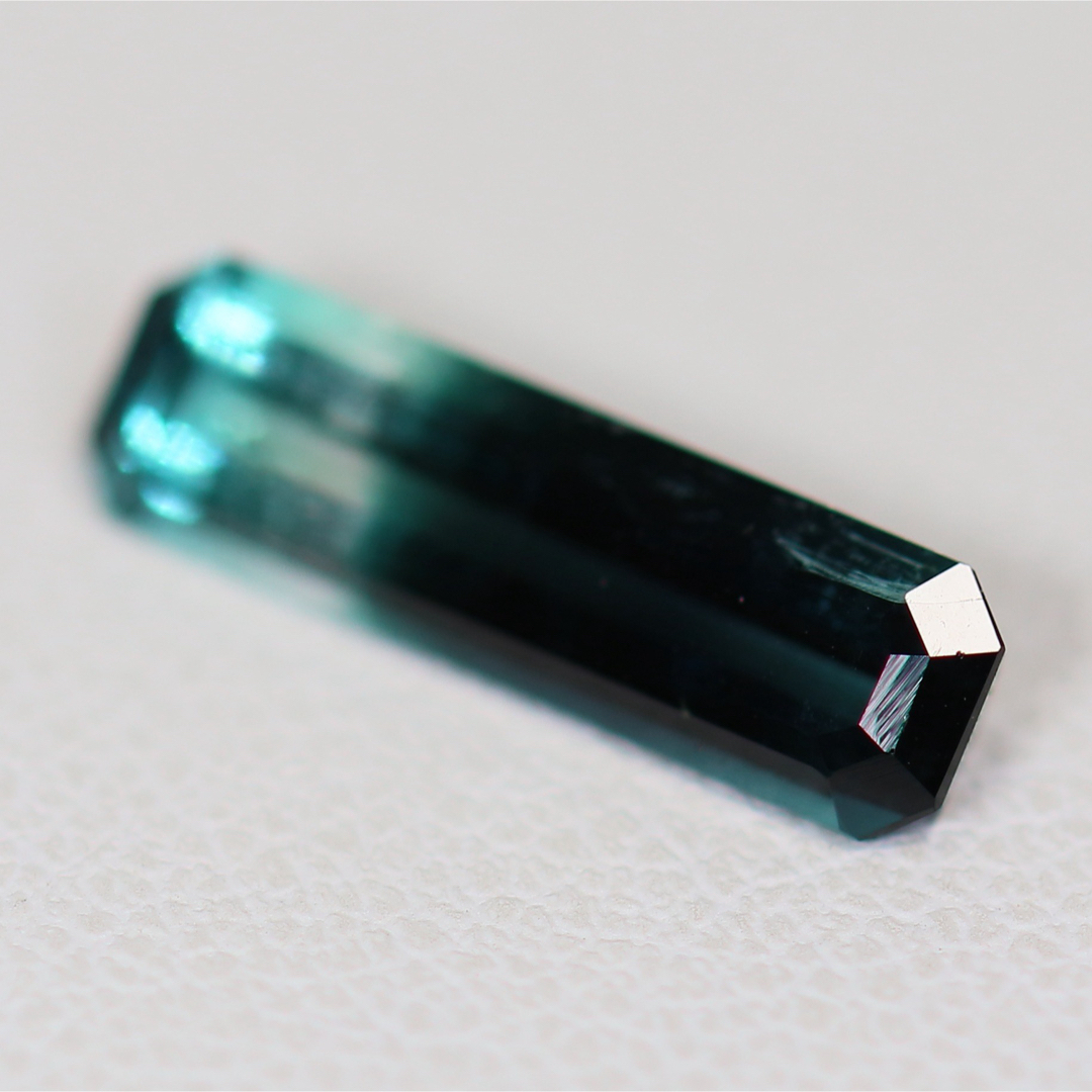 天然パーティーカラートルマリン』1.86ct アフガニスタン産 【3786