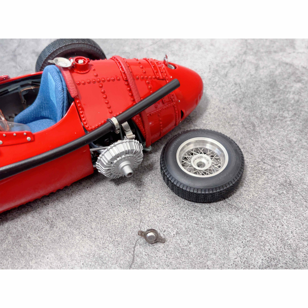 CMC 1/18 マセラティ 250F 1957  ミニカー　★絶版