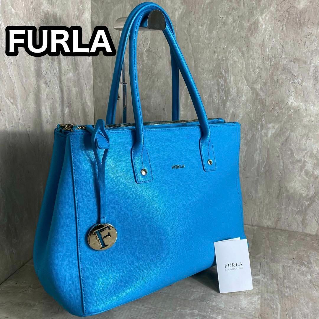 美品✨ フルラ リンダ トートバッグ 肩掛け A4 レザー チャーム ブラック-