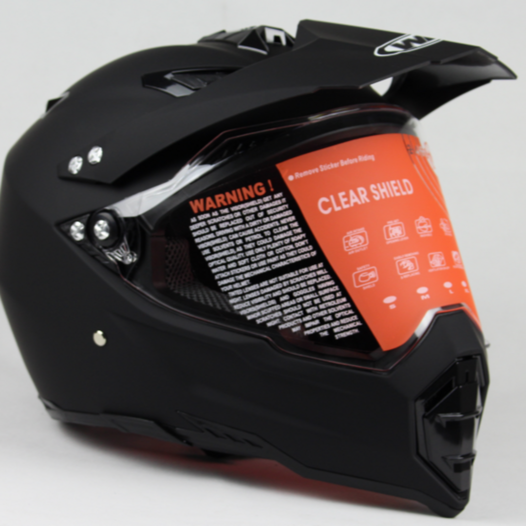 オンロードバイク用　フルフェイスヘルメット　マット黒　L（61-62CM）約1500ｇ材質