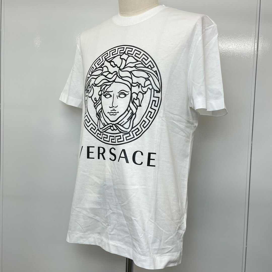 VERSACE(ヴェルサーチ)の新品未使用　VERSACE ヴェルサーチ　メデューサTシャツ　Lサイズ　メンズ メンズのトップス(Tシャツ/カットソー(半袖/袖なし))の商品写真