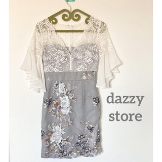 デイジーストア(dazzy store)のdazzystore エレガントエアリーフラワー刺繍5分袖レースタイトミニドレス(ナイトドレス)