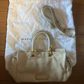 マークバイマークジェイコブス(MARC BY MARC JACOBS)のマークバイマークジェイコブス　ハンドバッグ　2way   オフホワイト(ハンドバッグ)