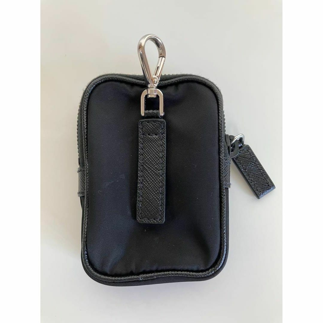 プラダ PRADA キーホルダー ポーチ AirPods re nylon-