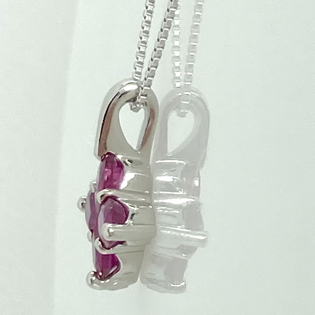 美品 Pt900/850 フラワーモチーフ ルビー ネックレス R:0.75ctの通販