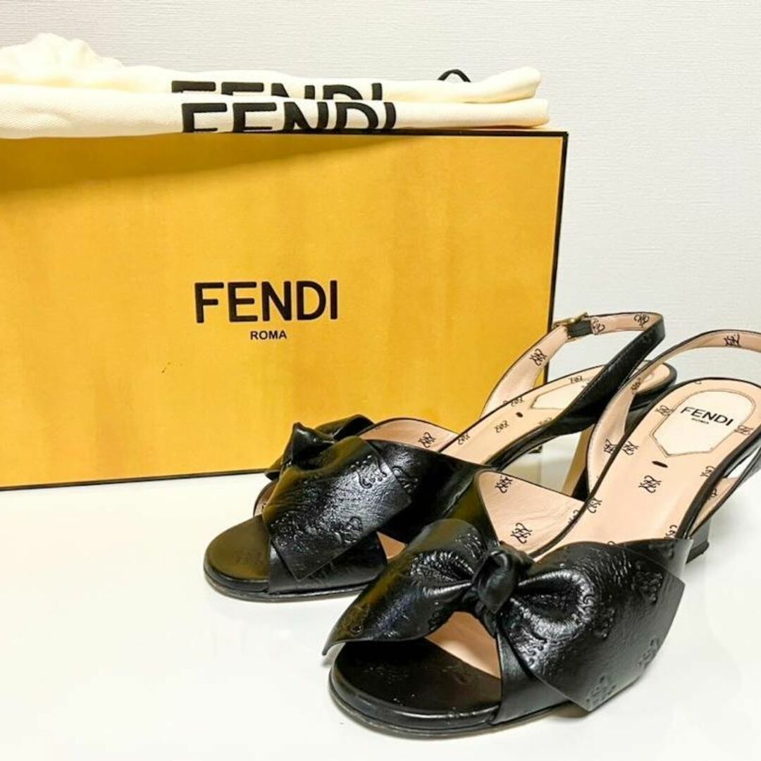 フェンディ FENDI サンダル