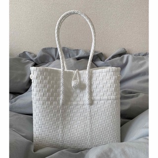 Kastane - Gummy Bag (White)