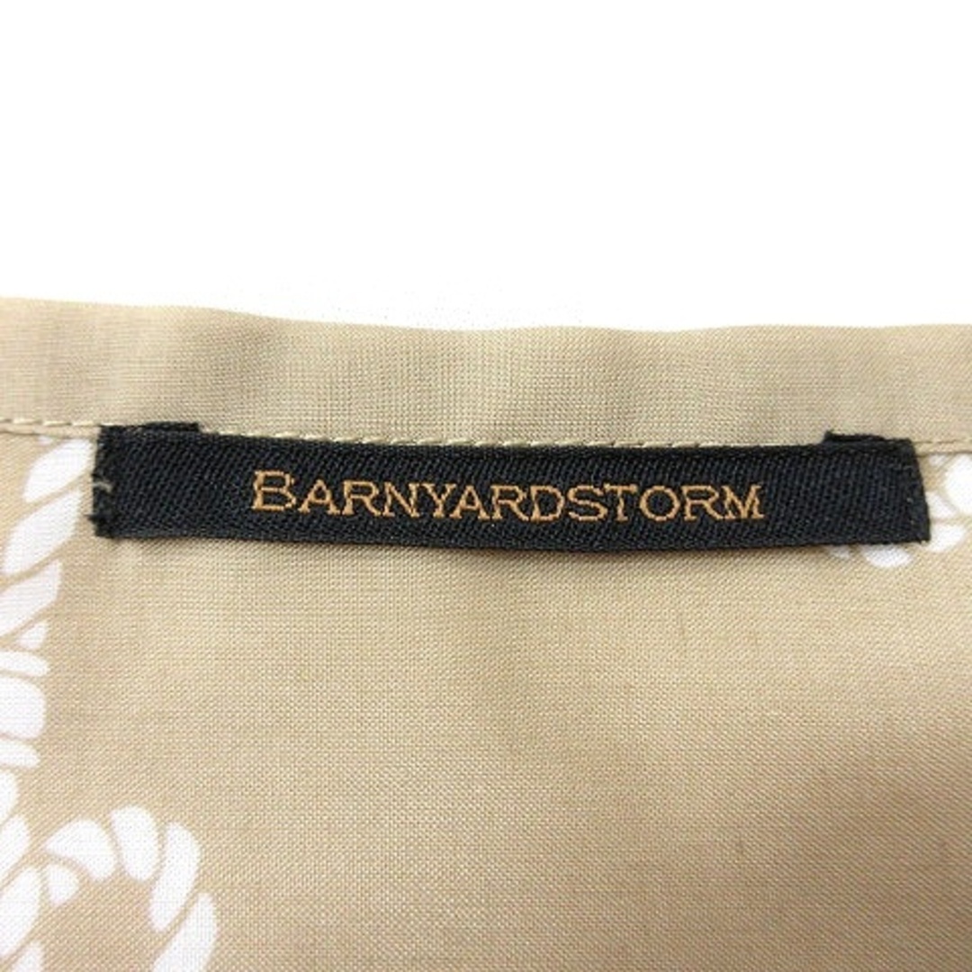 BARNYARDSTORM(バンヤードストーム)のバンヤードストーム ブラウス 総柄 五分袖 アームスリット 1 ベージュ レディースのトップス(シャツ/ブラウス(半袖/袖なし))の商品写真