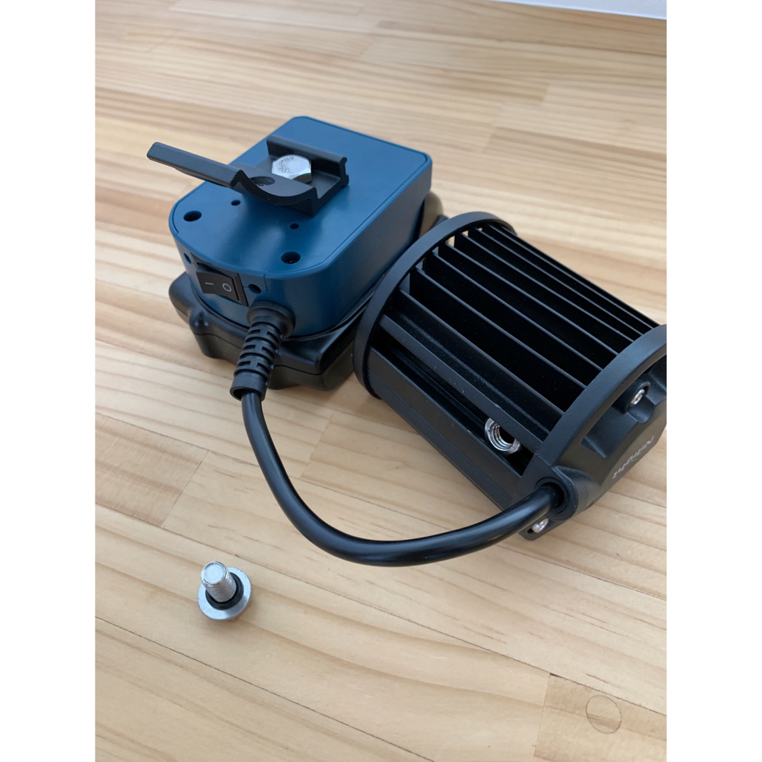 16】60W LED作業灯 LEDワークライト マキタ18V、14.4Vの通販 by 16】60W LED作業灯 LEDワークライト マキタ18V、14.4Vの通販 by