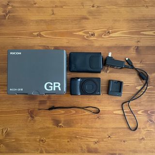 リコー(RICOH)の【美品】RICOH デジタルカメラ GR III gr3(コンパクトデジタルカメラ)