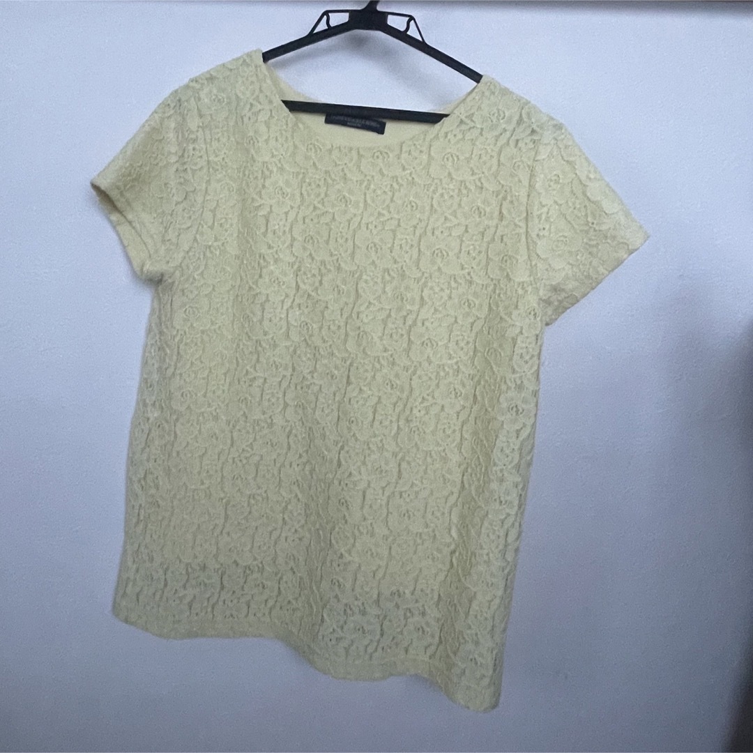 トップス M 黄色 花柄 レース ハニーサックルローズ レディースのトップス(Tシャツ(半袖/袖なし))の商品写真