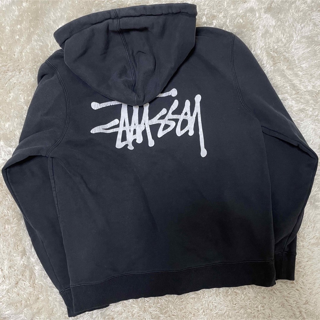 stussy ビックロゴパーカー　(値下げ交渉可能)