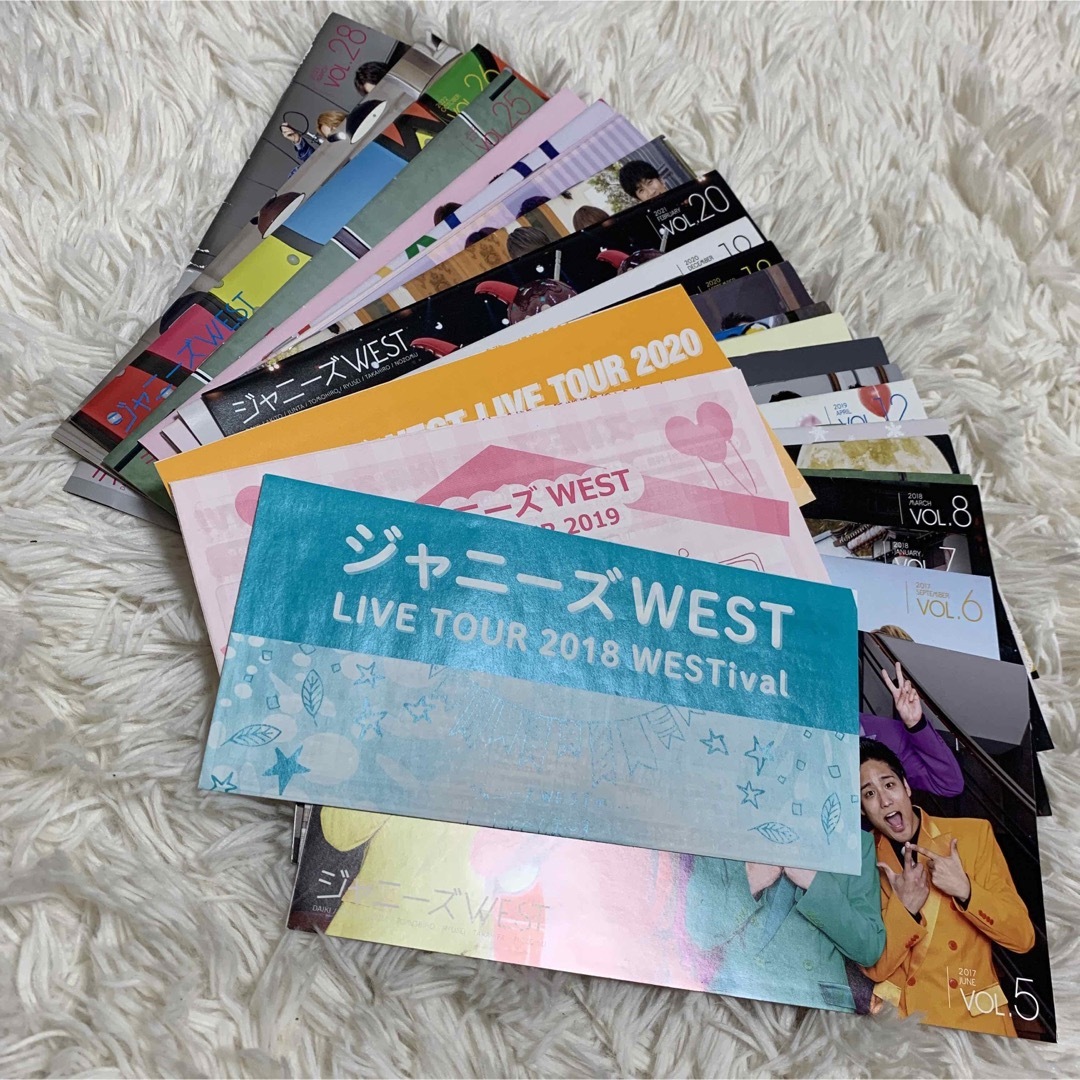 ジャニーズWEST(ジャニーズウエスト)のジャニーズWEST 会報 エンタメ/ホビーのタレントグッズ(アイドルグッズ)の商品写真