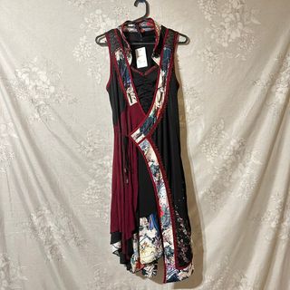 新品タグ付き⭐︎ozz on 騎士風シュラグ