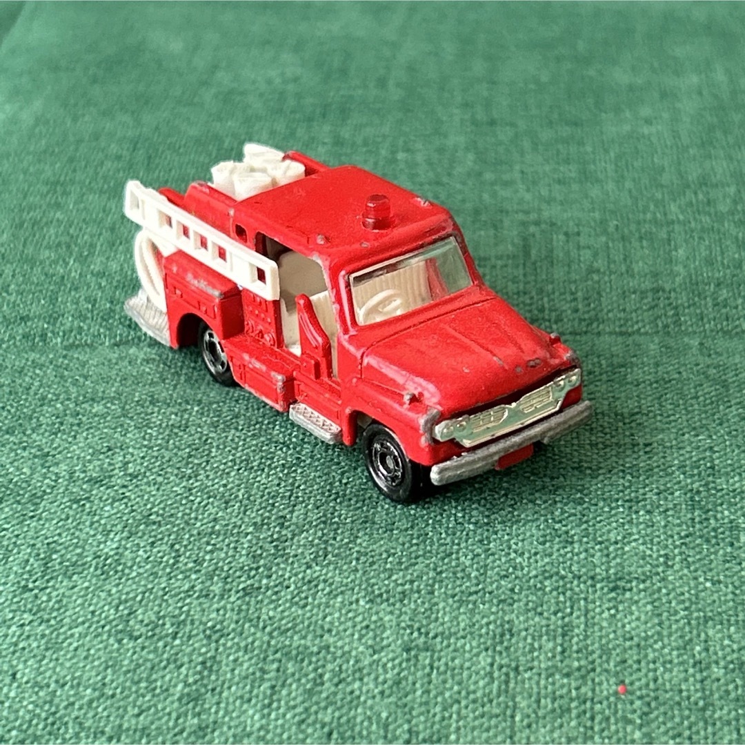 《激レア》ミニカー 消防車