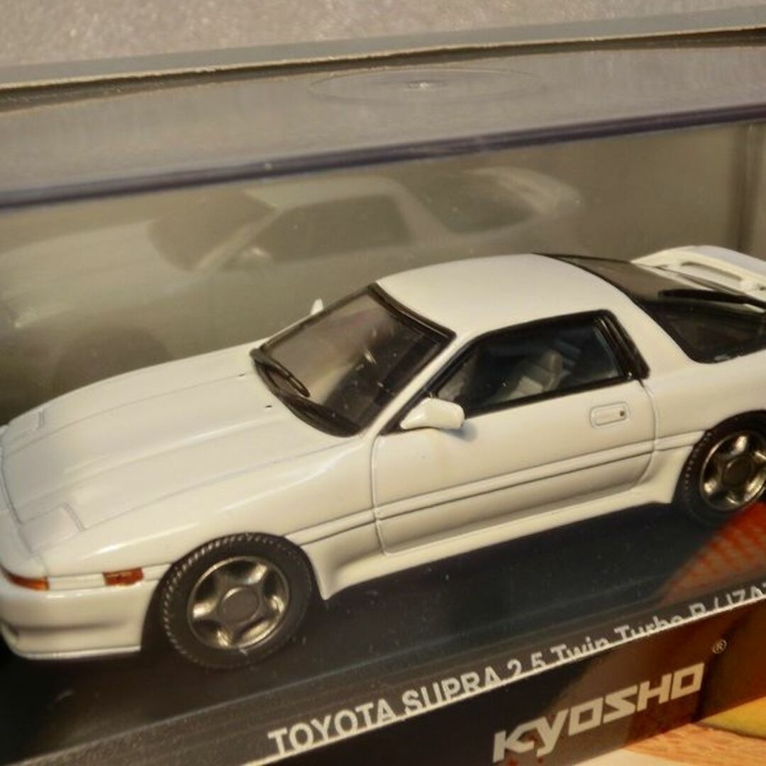 【新品未開封】スープラ2.5R　希少ホワイト 1990 1/43 京商 ミニカー処分