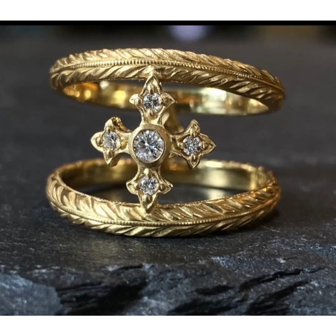 Loree Rodkin(ローリーロドキン)のローリーロドキンFANCY CROSS CENTER 18K GOLD RING レディースのアクセサリー(リング(指輪))の商品写真