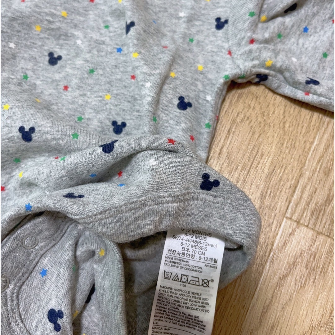 babyGAP(ベビーギャップ)のGAPロンパース 70cm キッズ/ベビー/マタニティのベビー服(~85cm)(ロンパース)の商品写真