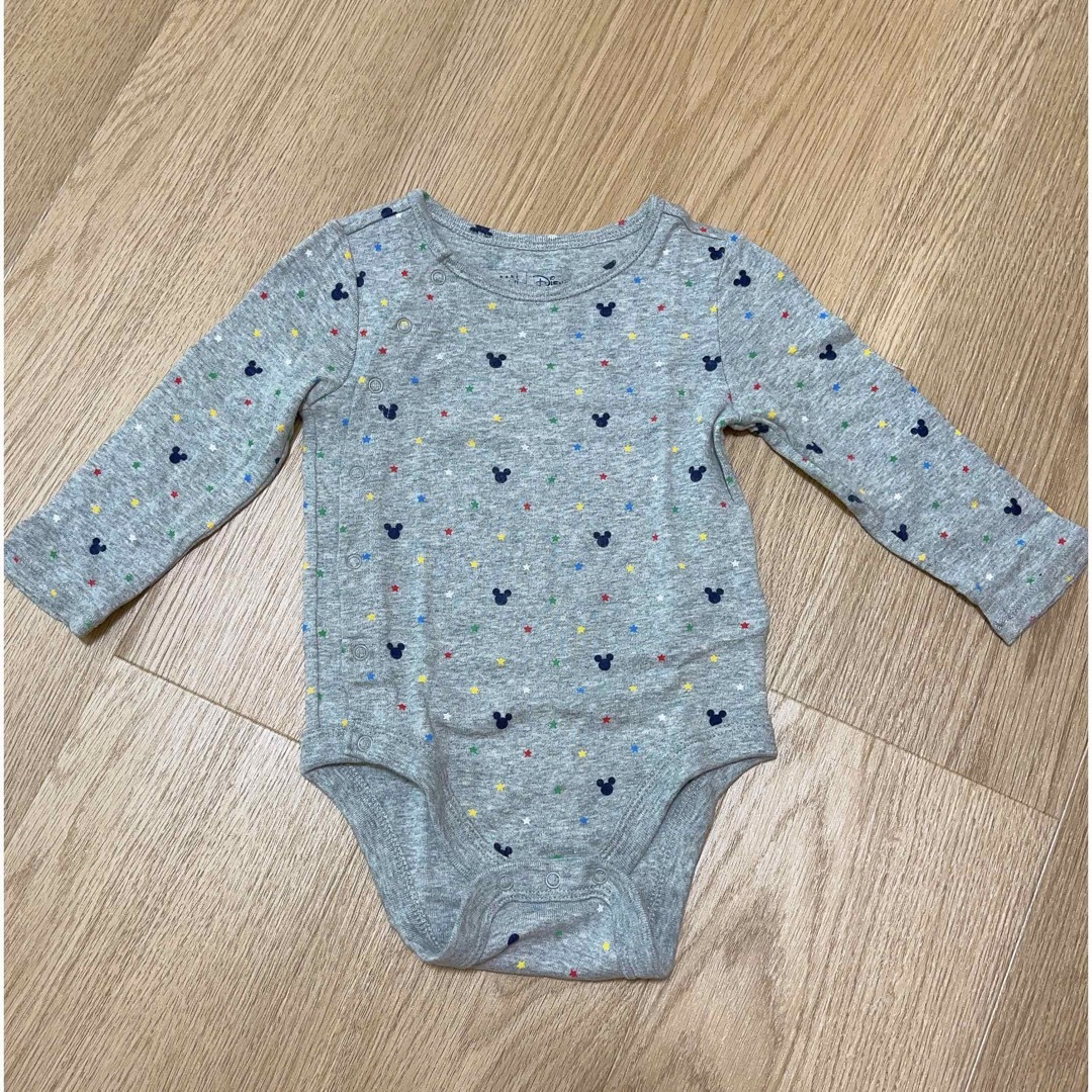 babyGAP(ベビーギャップ)のGAPロンパース 70cm キッズ/ベビー/マタニティのベビー服(~85cm)(ロンパース)の商品写真