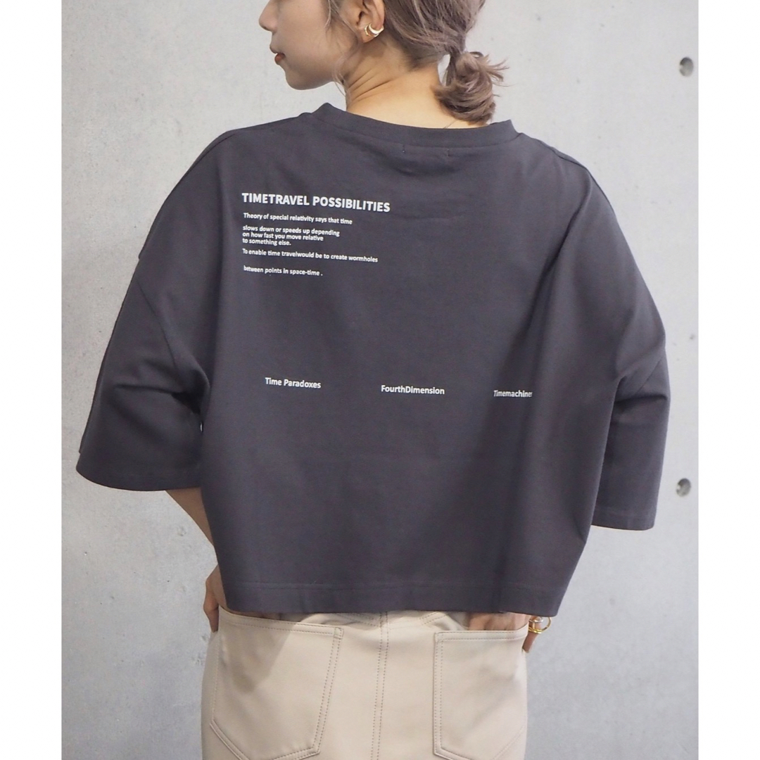 tip top(ティップトップ)の【美品】ショート丈プリントT レディースのトップス(Tシャツ(半袖/袖なし))の商品写真