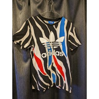 アディダス(adidas)のadidas　ゼブラ柄　トレフォイルロゴ　Tシャツ(Tシャツ/カットソー(半袖/袖なし))