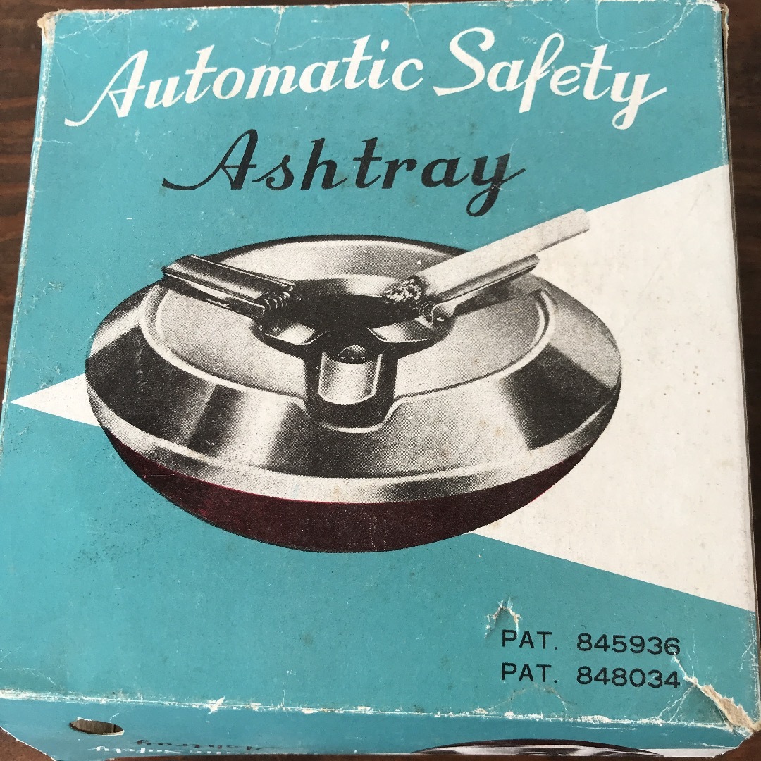 ヴィンテージ　ASHTRAY 灰皿　プレート インテリア/住まい/日用品のインテリア小物(灰皿)の商品写真