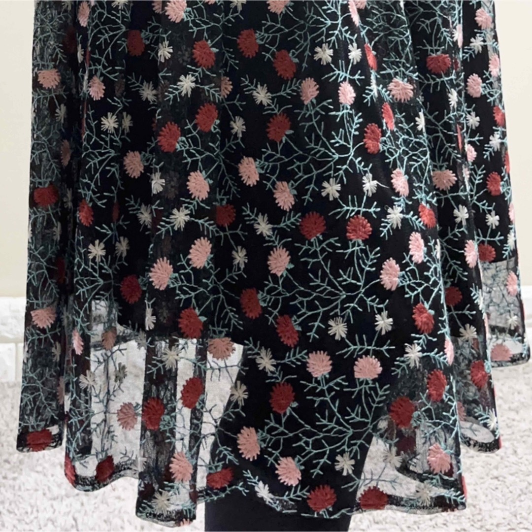 美品！JILLSTUART ジルスチュアート　定価3万円　刺繍　スカート　0 S 6