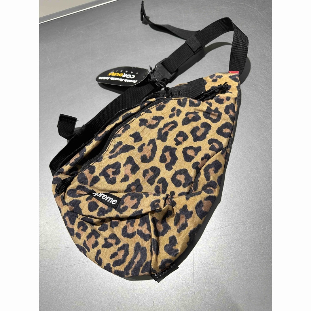 Supreme Sling Bag Leopard - ボディーバッグ