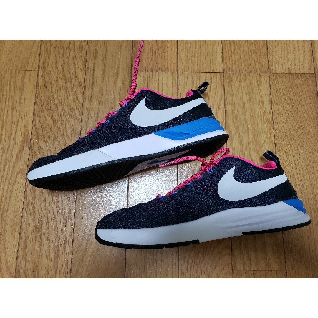 ナイキ NIKE 24.5センチ 新品 未使用品